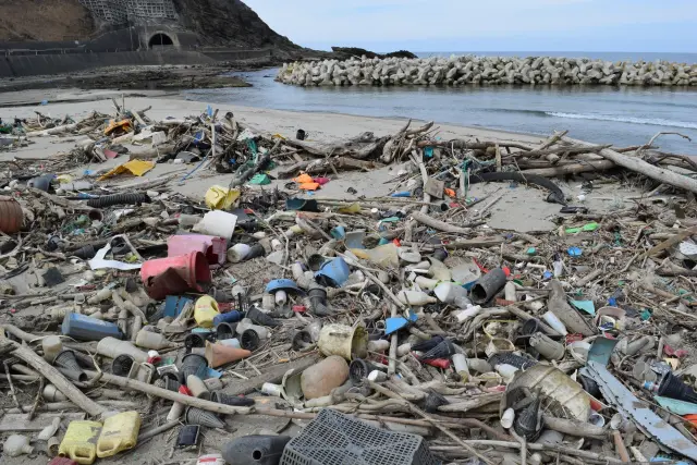 プラスチック