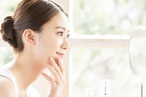 イベントを控えた肌のシミやハリのお悩みに!フォトRF【医師監修】