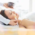 ケミカルピーリングの効果を医師解説