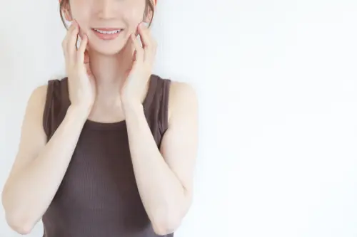 レーザートーニング 肌 透明感 美白
