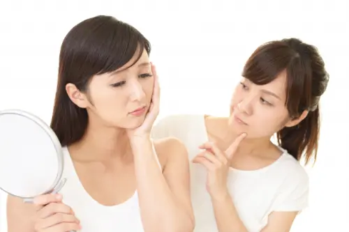 女性