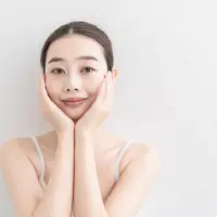 女性顔