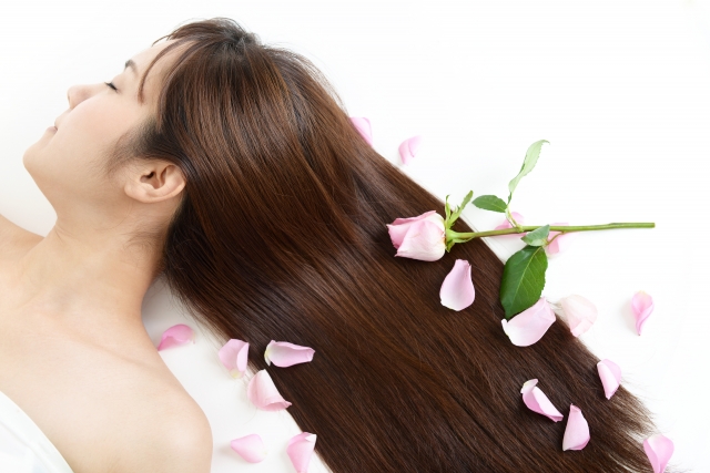 ロング髪の女性