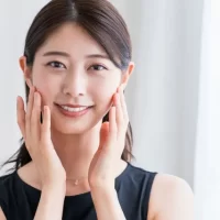 女性