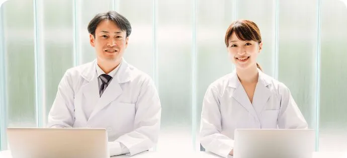 連携する医師たち