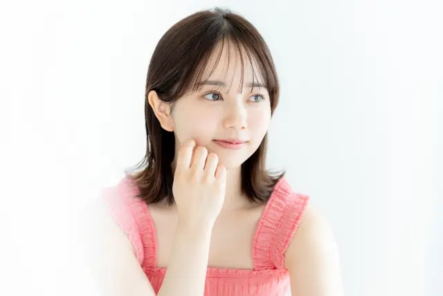 女性顔