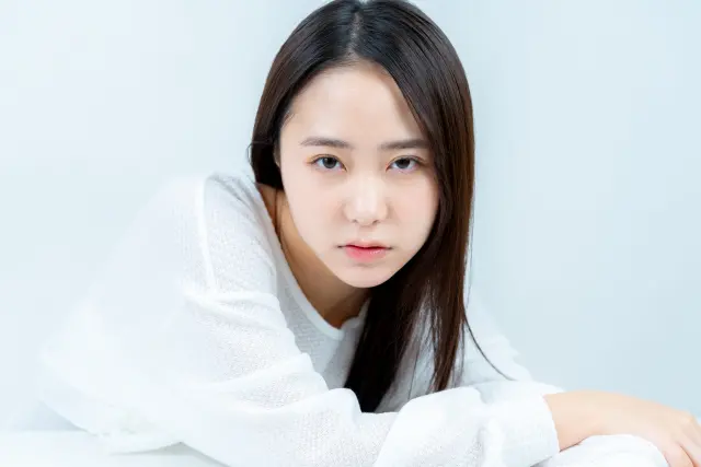 女性顔