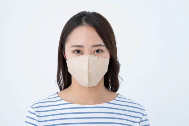 女性顔
