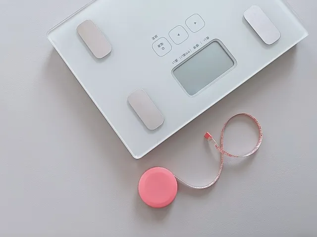 体重計