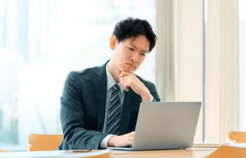 男性