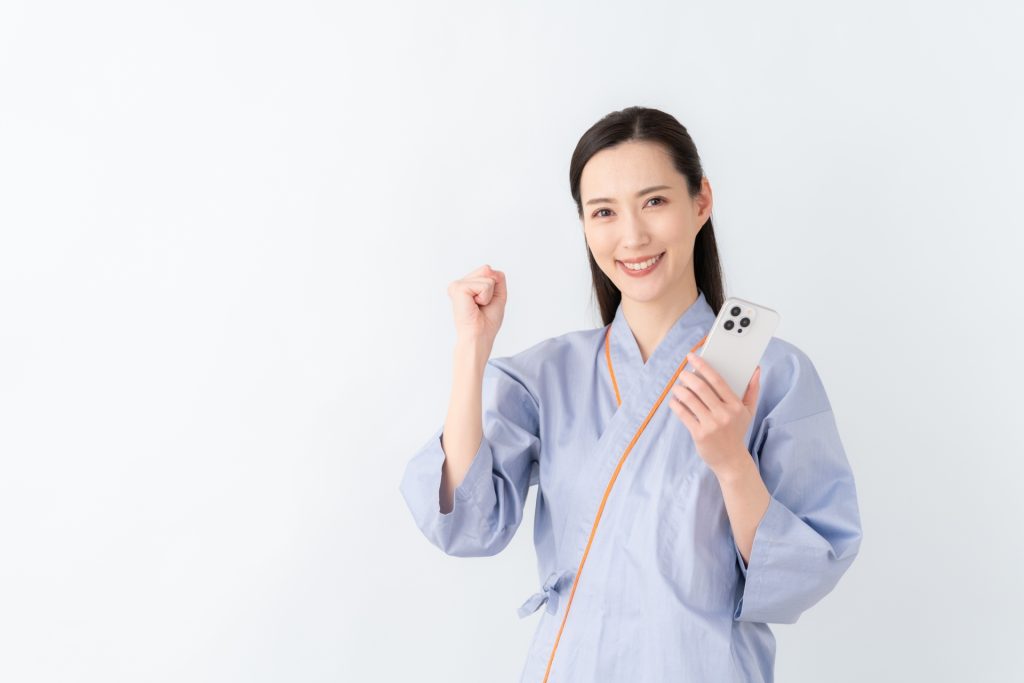 meritを矢印で示すペグ人形