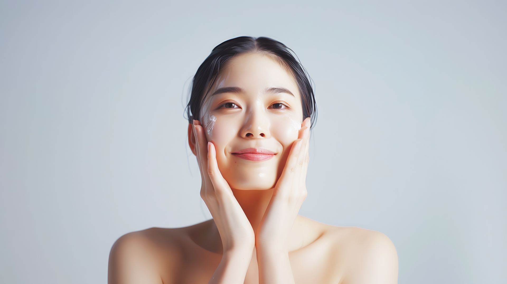 スキンケア・化粧水・保湿のイメージ