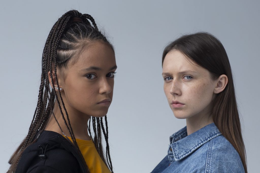 
カメラ目線の女の子たち