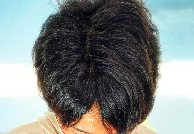 上から見た男性
