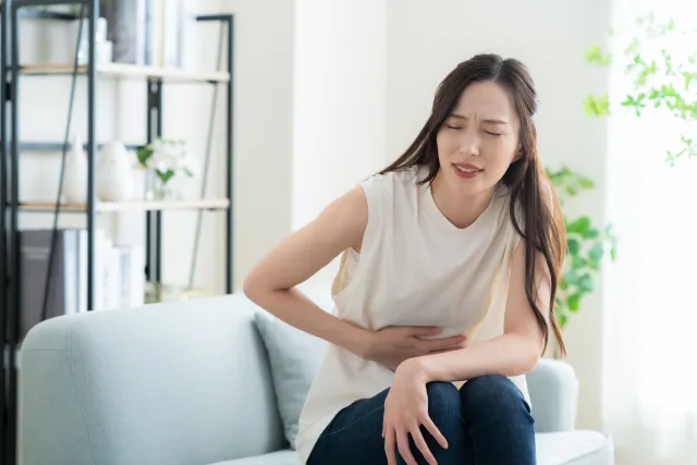 体調不良　女性