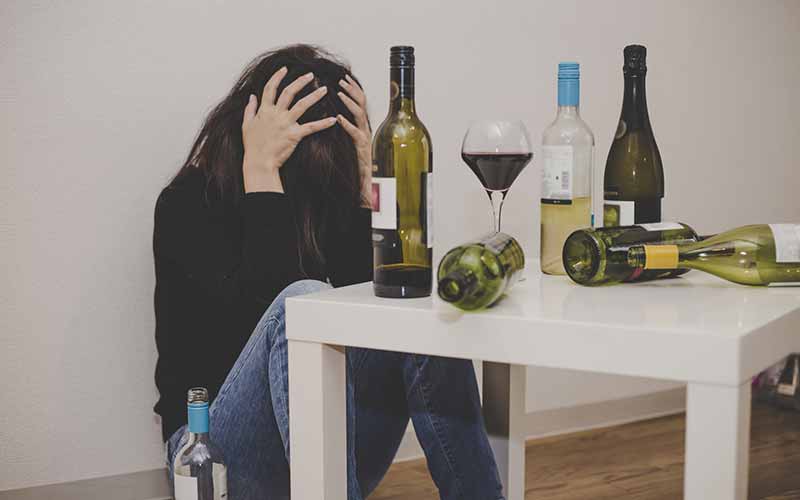 アルコール依存症の診断基準とストレスの関係性