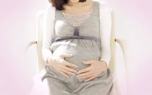 NIPT(新型出生前診断)にリスクはあるの？　妊婦　写真