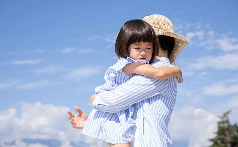 高齢出産のリスクとは？　子供　親　写真