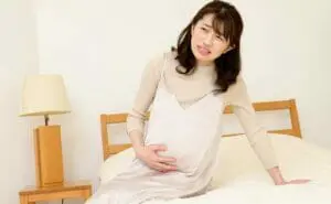 おしるし・破水・陣痛など出産前の兆候とは　おしるし・破水・陣痛　妊婦　写真