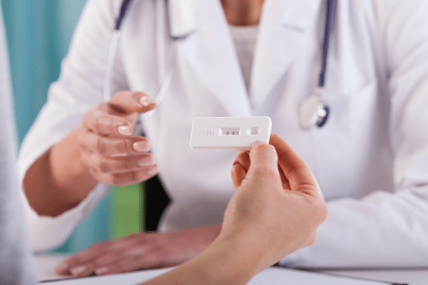 妊娠検査薬の正しい使い方・妊娠検査薬で偽陽性となる原因